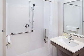 WoodSpring Suites Seattle Everett