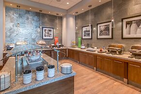 Hampton Inn & Suites Panama City Beach-Beachfront