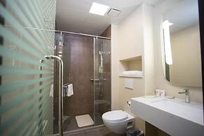 Ibis Xian First Gaoxin Road