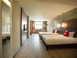 Ibis Xian First Gaoxin Road