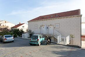 Apartments Carmelitta