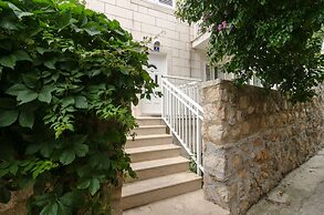 Apartments Carmelitta