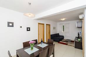 Apartments Carmelitta