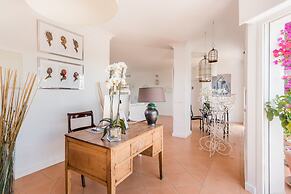 Molo Luxury Suites Puerto Banus