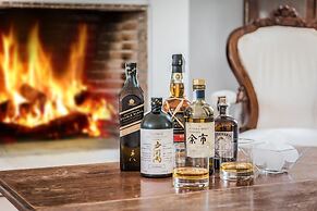 Molo Luxury Suites Puerto Banus