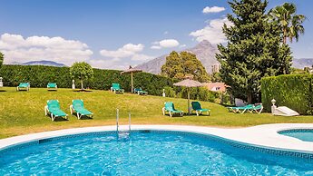 Molo Luxury Suites Puerto Banus