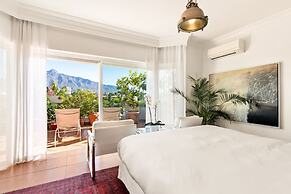 Molo Luxury Suites Puerto Banus
