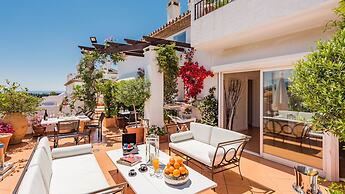 Molo Luxury Suites Puerto Banus