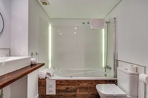 Molo Luxury Suites Puerto Banus