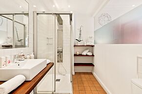 Molo Luxury Suites Puerto Banus