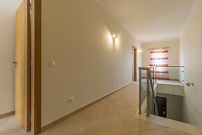 Villas2Go2 Santa Maria