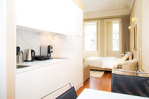 Liiiving in Porto - Art & Heart Studio