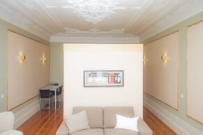 Liiiving in Porto - Art & Heart Studio