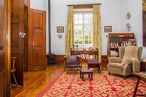 Liiiving in Ofir - Manor Pool House