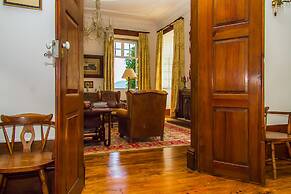 Liiiving in Ofir - Manor Pool House