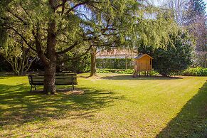 Liiiving in Ofir - Manor Pool House
