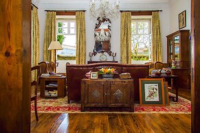 Liiiving in Ofir - Manor Pool House