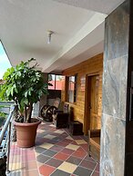 Hotel Alpachaca