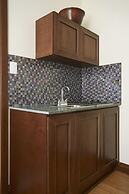 Destination Stays Montreal Downtown