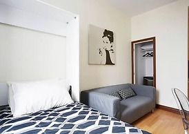 Destination Stays Montreal Downtown