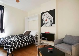 Destination Stays Montreal Downtown