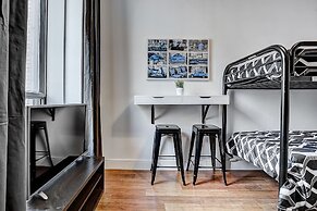 Destination Stays Montreal Downtown