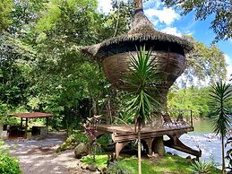 Cabanas Rio Encantado