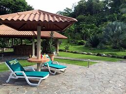 Cabanas Rio Encantado