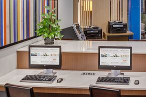 Holiday Inn Express & Suites Rice Lake by IHG