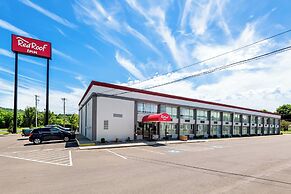 Red Roof Inn Cortland