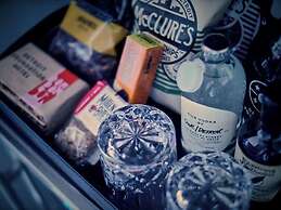 Detroit Foundation Hotel