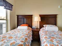 Contemporary Slopeside Condo