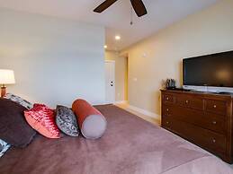 Contemporary Slopeside Condo