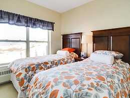 Contemporary Slopeside Condo