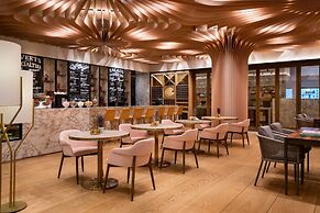 The Ritz-Carlton, Astana