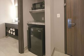 La Quinta Inn & Suites by Wyndham Amarillo Airport