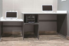 La Quinta Inn & Suites by Wyndham Amarillo Airport