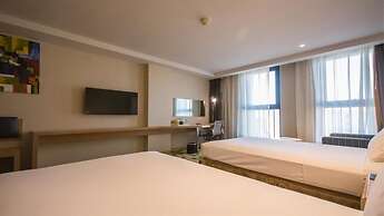 Holiday Inn Express Zhangjiakou Park View