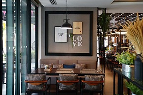 130 Hotel & Residence Bangkok