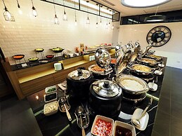 130 Hotel & Residence Bangkok