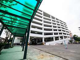 130 Hotel & Residence Bangkok