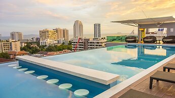 Unique Regency Pattaya