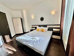 Menada Imperial Heights