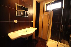 Menada Imperial Heights