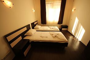 Menada Imperial Heights