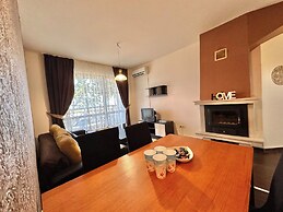 Menada Imperial Heights