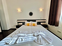 Menada Imperial Heights