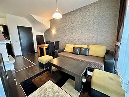 Menada Imperial Heights