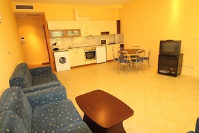 Menada Midia Apartments