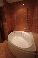Menada Midia Apartments